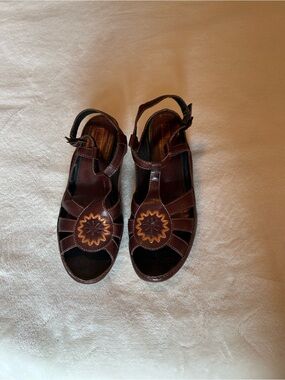 Brown Leather Pikolinos Women’s Sandals